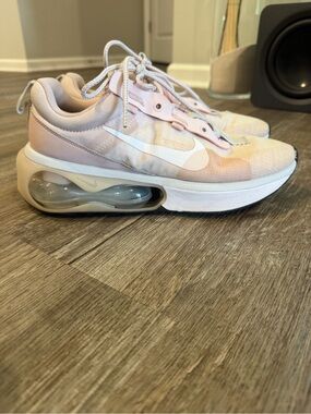 Nike Women's Pink/White Air Zoom-Type Sneakers